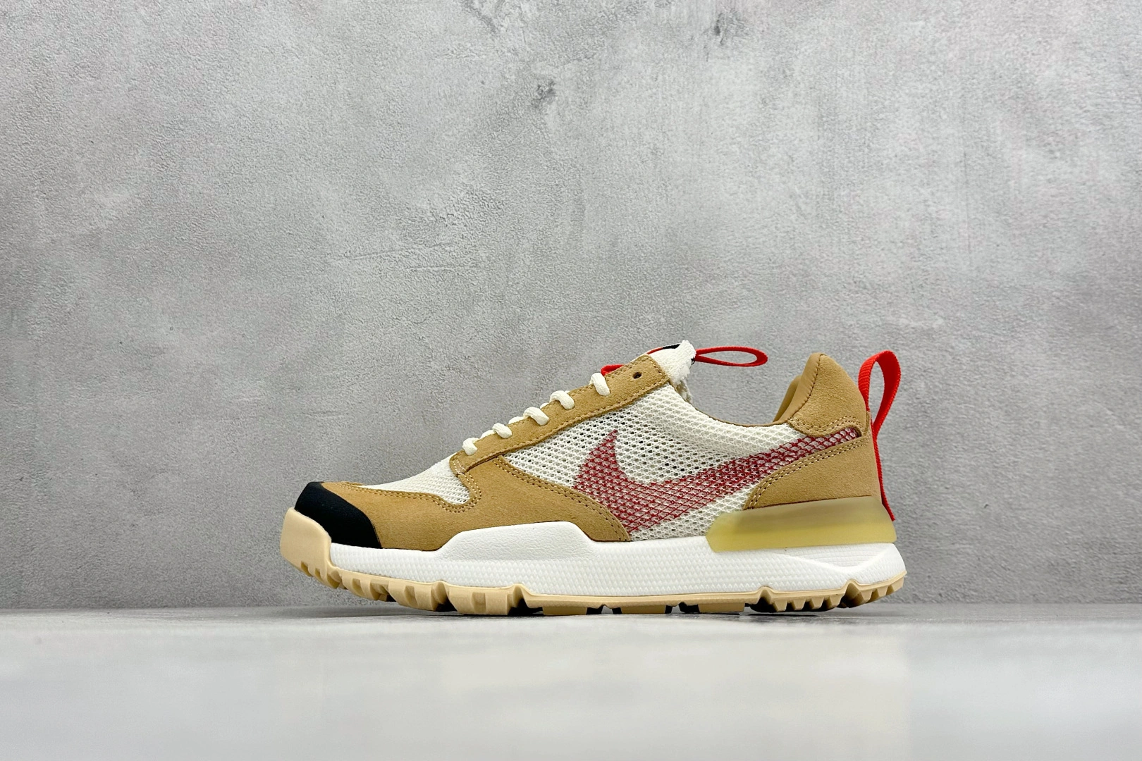 Flying pig--9ik5 IF2885-100 Tom Sachs x NK Craft Mars Yard 2.0 item: E-X575L2038B